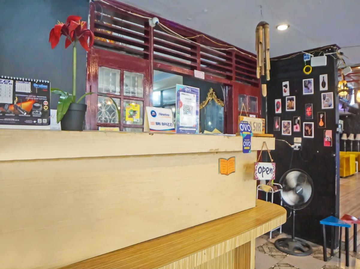 Oyo 990 Stadion Residence Syariah Medan Extérieur photo